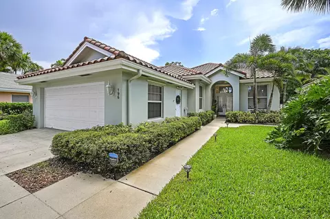 196 Hampton Cir, Jupiter, FL 33458 photo 1