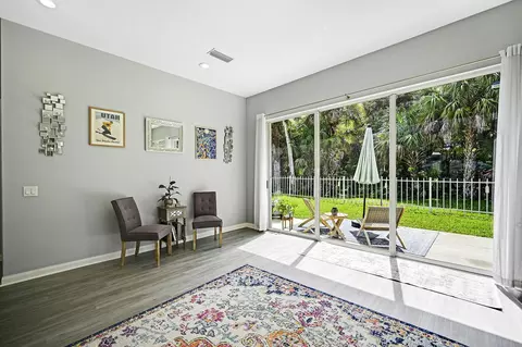 196 Hampton Cir, Jupiter, FL 33458 photo 21
