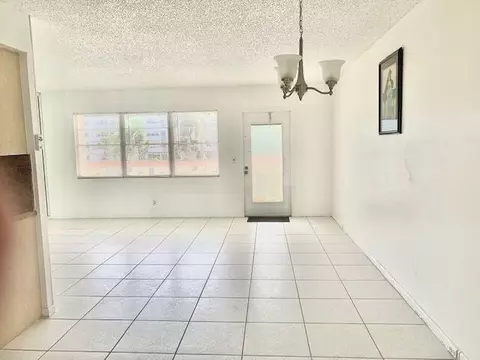2093 Cornwall E, Boca Raton, FL 33434 photo 7
