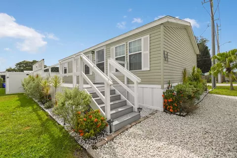 1905 SW Locks Rd, Stuart, FL 34997 photo 3