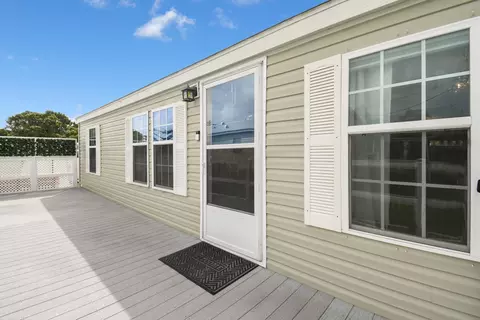 1905 SW Locks Rd, Stuart, FL 34997 photo 4