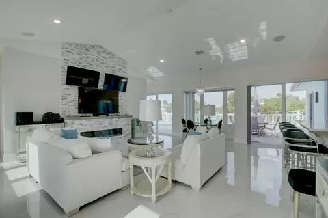 4201 NE 30th Ter, Lighthouse Point, FL 33064 photo 2