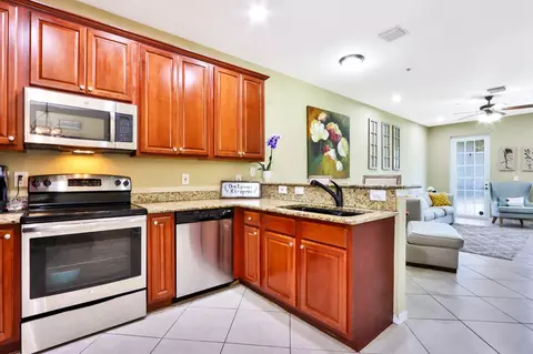 129 E Bay Cedar Cir, Jupiter, FL 33458 photo 11