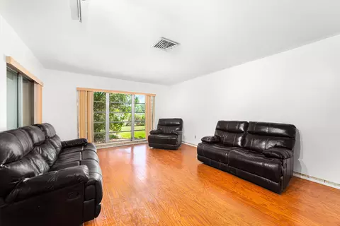 3948 SE Fairway E, Stuart, FL 34997 photo 3