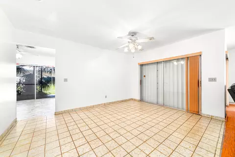 3948 SE Fairway E, Stuart, FL 34997 photo 7