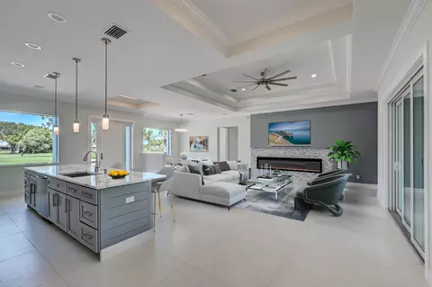 4032 SE Fairway W, Stuart, FL 34997 photo 4