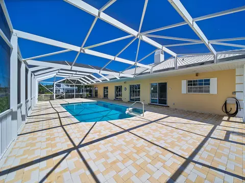 3484 SE Fairway E, Stuart, FL 34997 photo 6