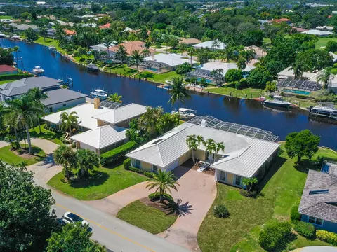 3484 SE Fairway E, Stuart, FL 34997 photo 9