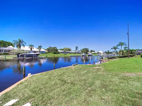 3484 SE Fairway E, Stuart, FL 34997 photo 8