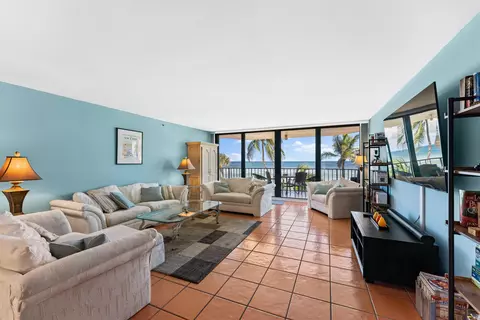 100 Beach Rd #202, Tequesta, FL 33469 photo 18