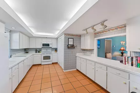 100 Beach Rd #202, Tequesta, FL 33469 photo 14