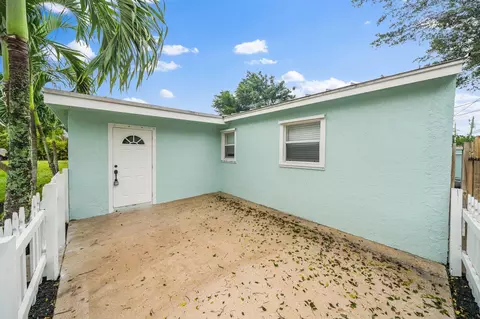 5889 Williamson Rd, Jupiter, FL 33458 photo 4
