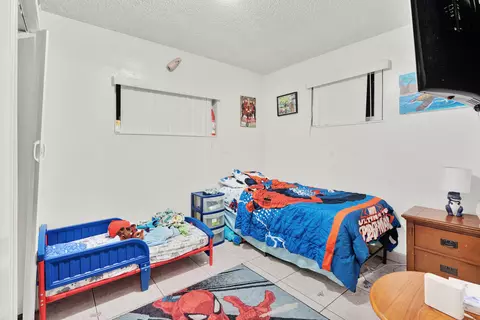 415 E 10th St, Hialeah, FL 33010 photo 32