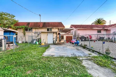 415 E 10th St, Hialeah, FL 33010 photo 22