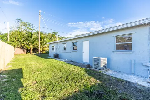 5223 SE Fairlane Ave, Stuart, FL 34997 photo 15
