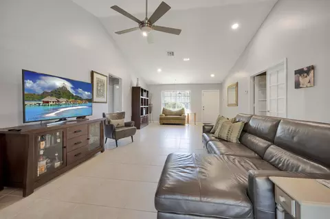 5490 Pine Ln, Coral Springs, FL 33067 photo 6