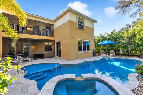 7955 Emerald Winds Cir, Boynton Beach, FL 33473