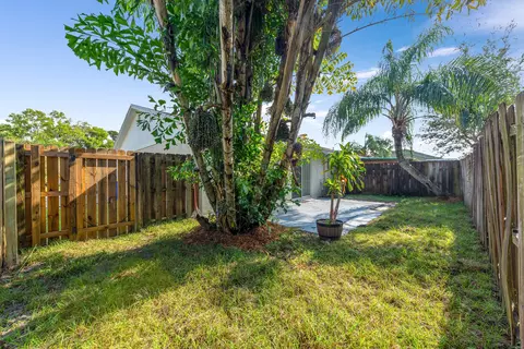 4584 SE Geneva Dr, Stuart, FL 34997 photo 21