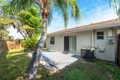 4584 SE Geneva Dr, Stuart, FL 34997 photo 19
