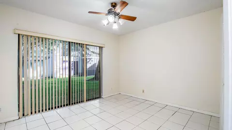 132 E Laurel Dr #902, Margate, FL 33063 photo 17