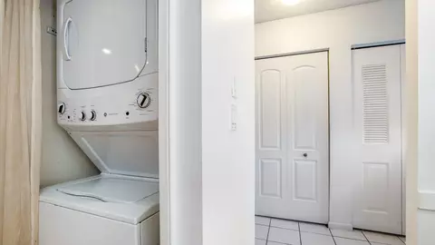 132 E Laurel Dr #902, Margate, FL 33063 photo 16