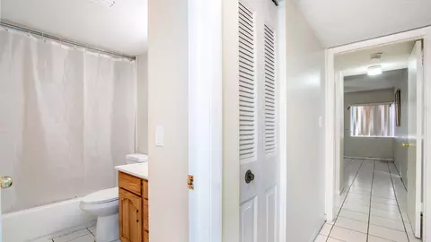 132 E Laurel Dr #902, Margate, FL 33063 photo 20