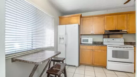 132 E Laurel Dr #902, Margate, FL 33063 photo 12
