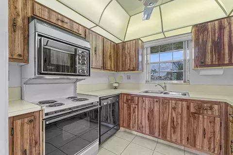 5360 Lakefront Blvd #D, Delray Beach, FL 33484 photo 13