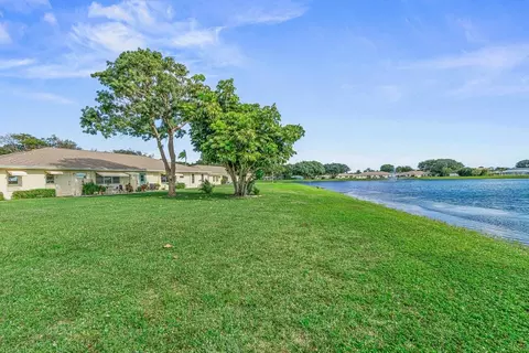 5360 Lakefront Blvd #D, Delray Beach, FL 33484 photo 2