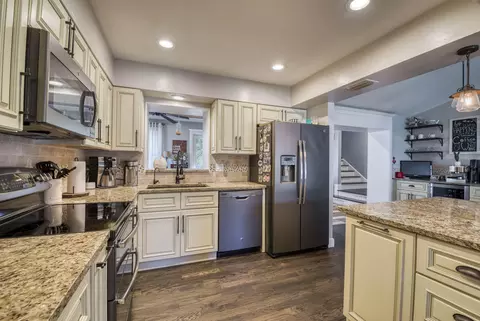 466 SE Cardinal Trl, Stuart, FL 34997 photo 10