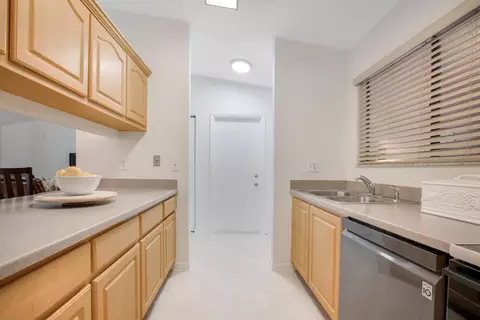 7 Walcott Dr, Boynton Beach, FL 33426 photo 12