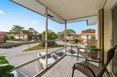 2600 SE Ocean Blvd, Stuart, FL 34996 photo 15