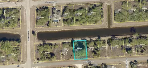 1207 Augusta St E, Lehigh Acres, FL 33974