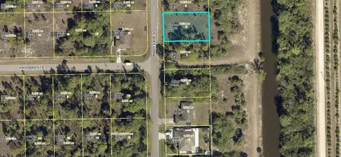 611 Naples Ave S, Lehigh Acres, FL 33974