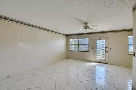 1076 Cornwall D, Boca Raton, FL 33434 photo 6
