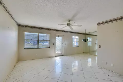 1076 Cornwall D, Boca Raton, FL 33434 photo 5