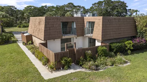 6112 SE Riverboat Dr SE #908, Stuart, FL 34997 photo 13