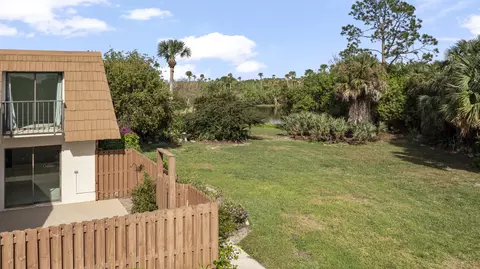 6112 SE Riverboat Dr SE #908, Stuart, FL 34997 photo 2