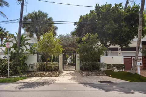 3205 Leigh Rd, Pompano Beach, FL 33062 photo 2