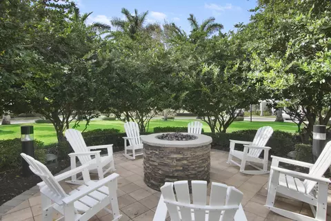 1323 N Community Dr, Jupiter, FL 33458 photo 32