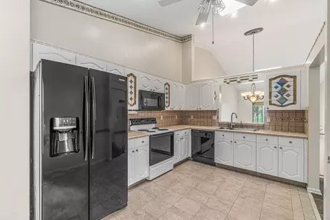 7320 Summer Tree Dr, Boynton Beach, FL 33437 photo 11