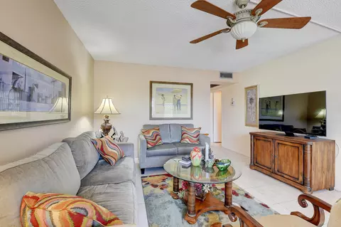 3044 Exeter #C, Boca Raton, FL 33434 photo 7