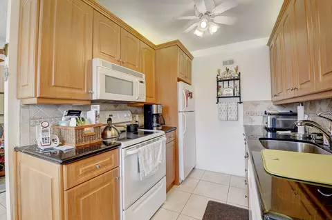 3044 Exeter #C, Boca Raton, FL 33434 photo 9