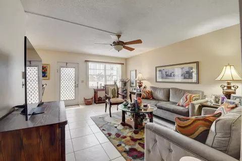 3044 Exeter #C, Boca Raton, FL 33434 photo 4