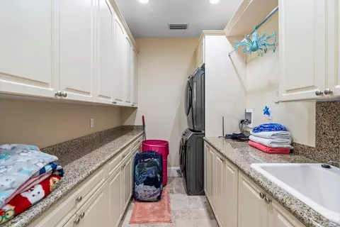 2372 NE 28th Ct, Lighthouse Point, FL 33064 photo 13