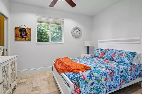 2372 NE 28th Ct, Lighthouse Point, FL 33064 photo 14