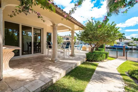 2372 NE 28th Ct, Lighthouse Point, FL 33064 photo 17