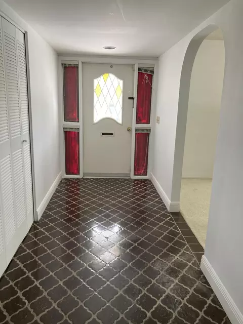 2837 SE Pine Valley St, Port Saint Lucie, FL 34952