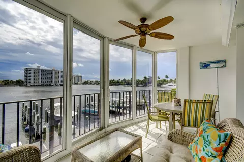 220 Macfarlane Dr #S-204, Delray Beach, FL 33483