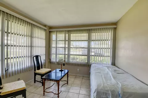 200 High Point Ct E #D, Delray Beach, FL 33445 photo 9